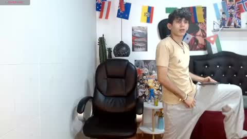 Snapshot of billy_wild chatting on 06-28-26, 11:05 billy wild online show from 06-28-26, 11:05