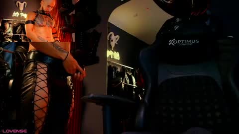 Snapshot of billymayer_ chatting on 05-12-26, 04:26 billy online show from 05-12-26, 04:26
