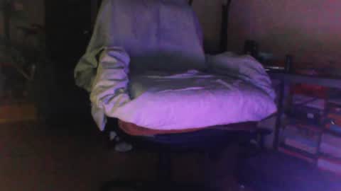 Snapshot of binder2122 chatting on 07-07-26, 11:09 binder2122 online show from 07-07-26, 11:09
