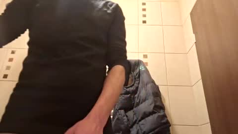 bisexdadd online show from 12-23-24, 04:06