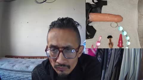 Manu O online show from 12-21-25, 06:37