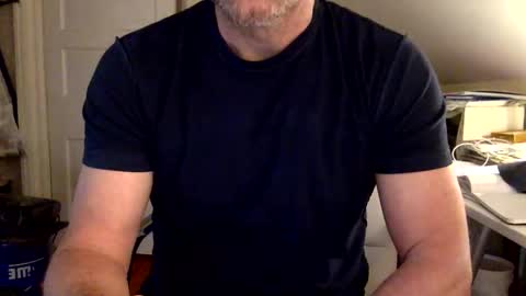 BisonBar online show from 05-24-26, 06:13