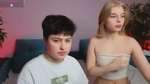 Julia online show from 10-18-25, 03:20