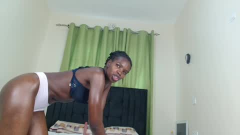Snapshot of black_beautyxxx chatting on 04-03-26, 08:45 black_beautyxxx online show from 04-03-26, 08:45