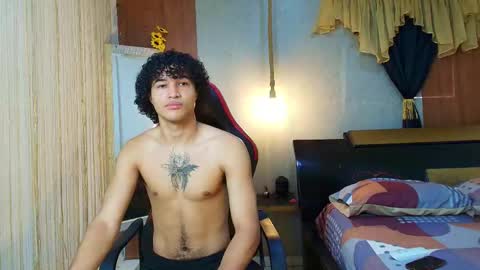 black_king_241 online show from 04-11-26, 07:51