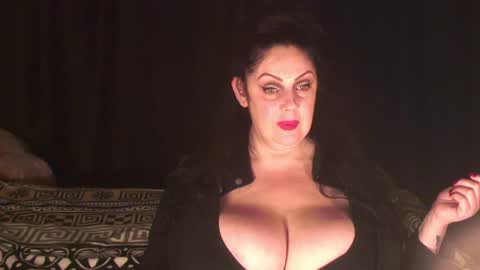 Snapshot of black_pearls chatting on 03-30-26, 11:17 Sarah online show from 03-30-26, 11:17