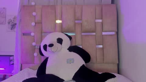 Snapshot of black_rose02 chatting on 01-10-26, 11:23 B L A C K R O S E online show from 01-10-26, 11:23