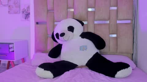 Snapshot of black_rose02 chatting on 02-09-26, 11:36 B L A C K R O S E online show from 02-09-26, 11:36