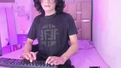 Snapshot of black_rose02 chatting on 02-22-26, 11:31 B L A C K R O S E online show from 02-22-26, 11:31