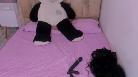 Snapshot of black_rose02 chatting on 03-11-26, 11:38 B L A C K R O S E online show from 03-11-26, 11:38