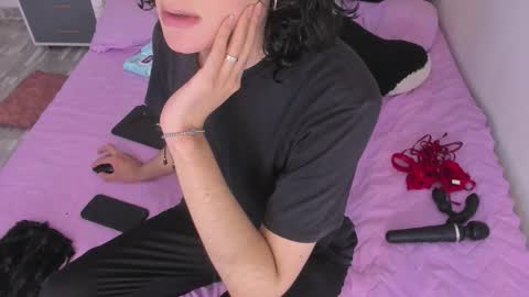 Snapshot of black_rose02 chatting on 03-30-26, 11:22 B L A C K R O S E online show from 03-30-26, 11:22