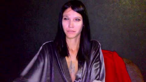 Kristin online show from 10-12-25, 12:04