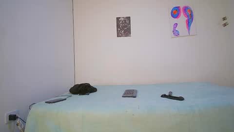 Snapshot of black_tentationx chatting on 06-17-26, 04:37 black_tentationx online show from 06-17-26, 04:37