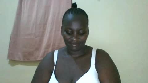 Snapshot of blackbeauty002 chatting on 06-17-26, 11:12 PACIFICA online show from 06-17-26, 11:12