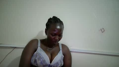 Snapshot of blackdollshe chatting on 04-07-26, 05:35 Sheila online show from 04-07-26, 05:35