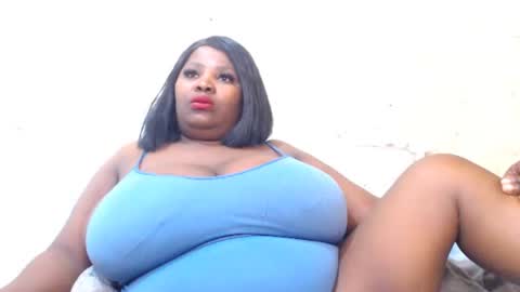 blackladyqx82 online show from 08-04-26, 05:59