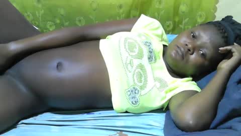 Snapshot of blackslim_girl2 chatting on 07-09-26, 05:22 blackslim_girl2 online show from 07-09-26, 05:22