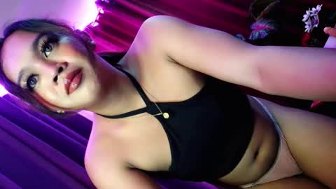 Snapshot of blacky_luna chatting on 05-16-26, 08:18 sweetyluna online show from 05-16-26, 08:18