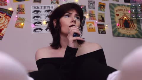 Britney online show from 04-04-26, 12:57