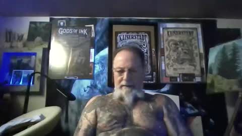 blindsurfer780299 online show from 01-13-26, 06:29
