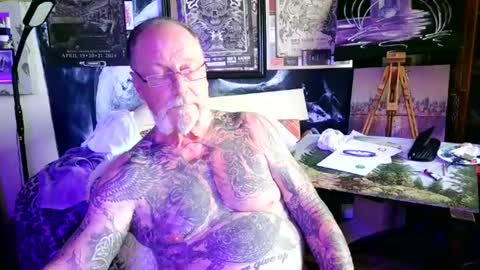 Snapshot of blindsurfer780299 chatting on 06-30-26, 11:44 blindsurfer780299 online show from 06-30-26, 11:44