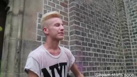 blond_boy69 online show from 06-17-26, 12:57