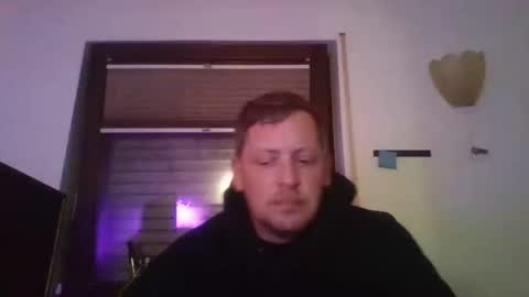 blonde32m online show from 09-23-25, 05:49