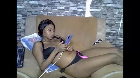 blonde_creamy online show from 04-21-26, 01:42