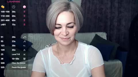 Lola online show from 12-17-24, 07:37