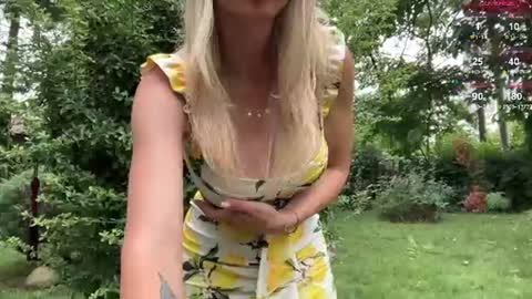 Snapshot of blondevenom chatting on 07-04-26, 10:21 OnlyFans livia77 twitter liv20 4u online show from 07-04-26, 10:21