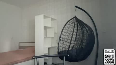 Snapshot of blondie_xoxoxo chatting on 06-27-26, 12:22 blondie_xoxoxo online show from 06-27-26, 12:22