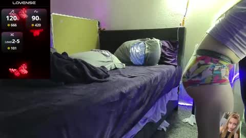Bubbles online show from 05-14-26, 02:29