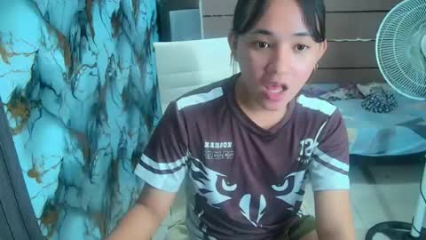 Snapshot of blondina_twinx chatting on 07-05-26, 11:28 blondina_twinx online show from 07-05-26, 11:28