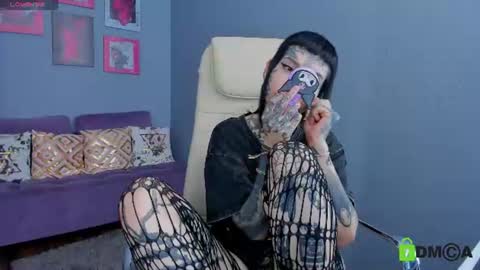 Mary online show from 07-23-26, 01:58