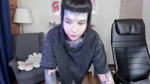 Mary online show from 07-24-26, 08:40