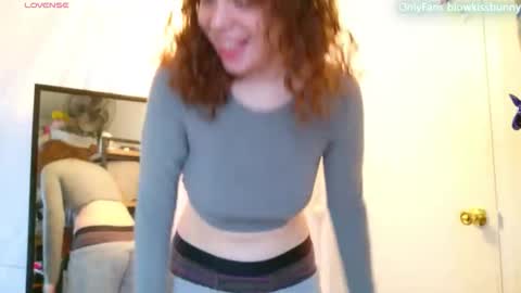 Blow Kiss Bunny online show from 04-09-26, 08:58