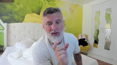 Nico online show from 03-25-26, 01:06