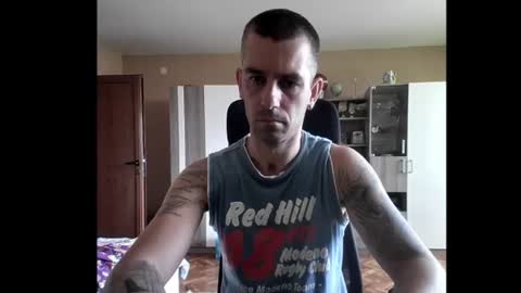 Runaway online show from 07-30-26, 01:21
