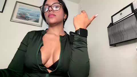 Snapshot of blueaby1 chatting on 02-11-26, 02:55 blueaby1 online show from 02-11-26, 02:55