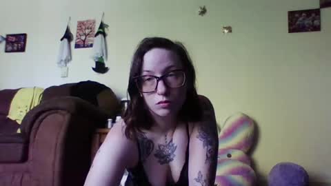 Blueeyedbeauty online show from 06-14-26, 08:33