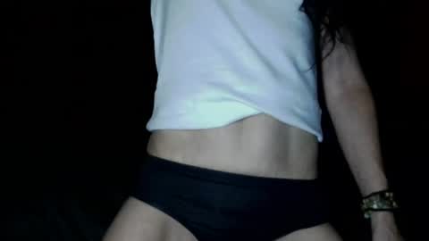 Snapshot of blueeyedlie chatting on 06-25-26, 04:23 Blueeyedlie online show from 06-25-26, 04:23