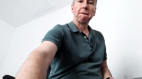 blueeyesteele online show from 06-02-26, 01:57