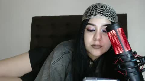 bluegoddessstoned online show from 09-20-25, 08:26