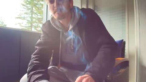 blue online show from 10-30-25, 04:30