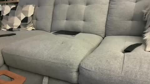 bmclovin_7 online show from 02-13-25, 03:50