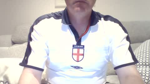 bobby_113 online show from 07-12-26, 02:24