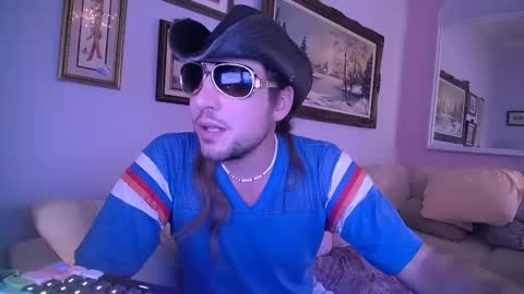 Bobby and Sadie online show from 01-13-26, 06:29