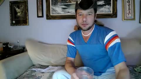 Bobby and Sadie online show from 02-20-26, 08:05