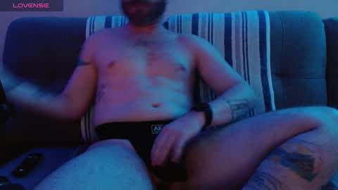 Snapshot of bobbyenglish69 chatting on 01-16-26, 07:56 Bobby English online show from 01-16-26, 07:56