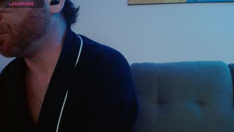 Snapshot of bobbyenglish69 chatting on 03-25-26, 06:08 Bobby English online show from 03-25-26, 06:08